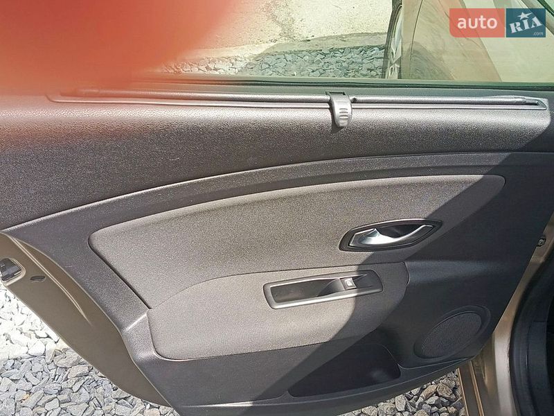 Седан Renault Fluence 2010 в Львове фото 6 Седан Renault Fluence 2010 в Львове
