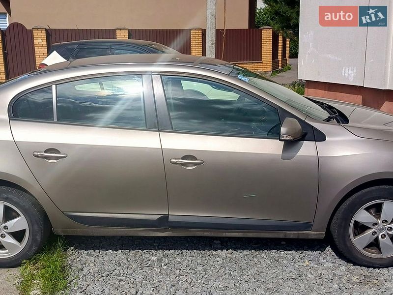 Седан Renault Fluence 2010 в Львове фото 13 Седан Renault Fluence 2010 в Львове