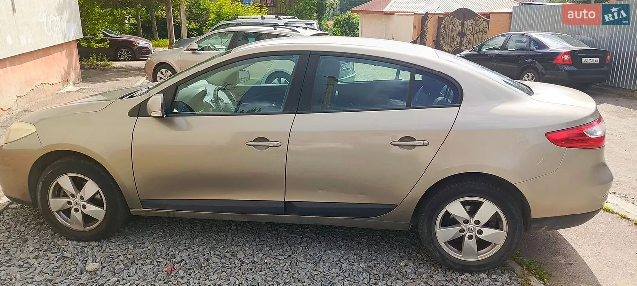 2010 Renault Fluence - мініатюра 25