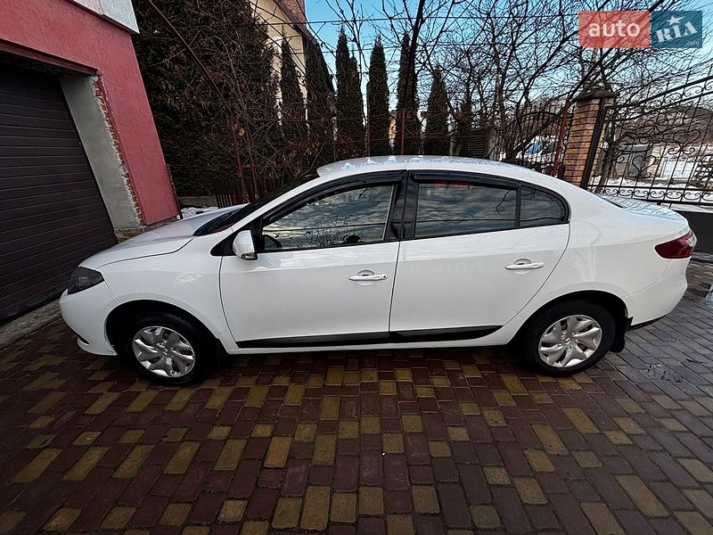 Седан Renault Fluence 2013 в Львове