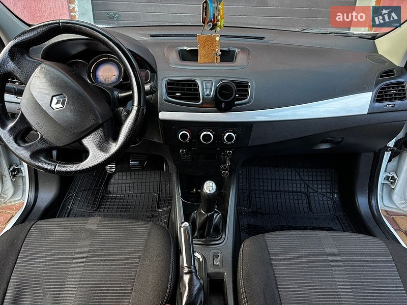 Седан Renault Fluence 2013 в Львове