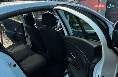 Седан Renault Fluence 2013 в Львове