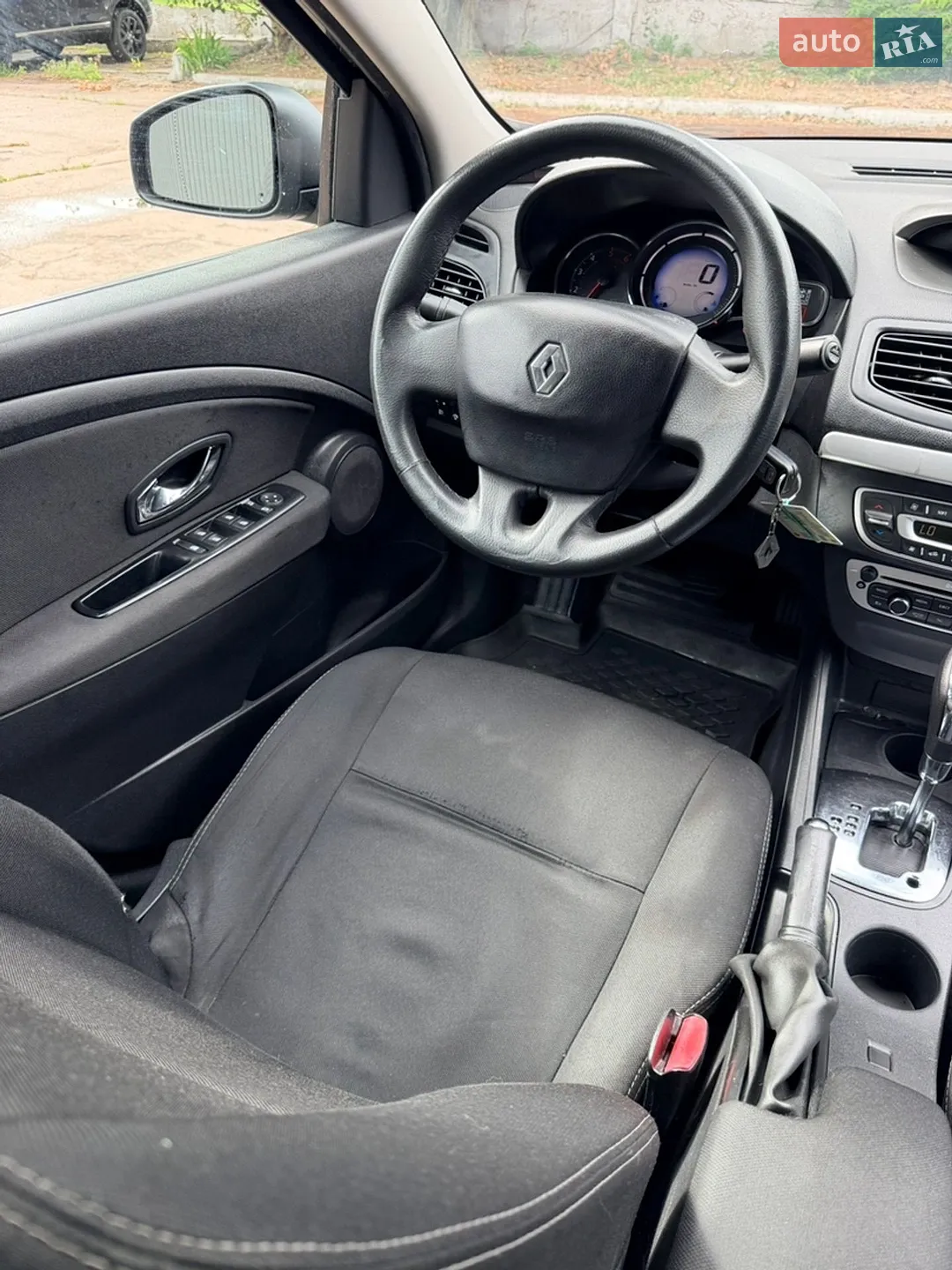 2014 Renault Fluence - мініатюра 12