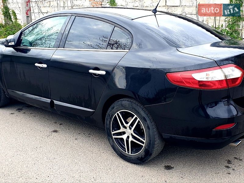 Седан Renault Fluence 2010 в Хмельницком