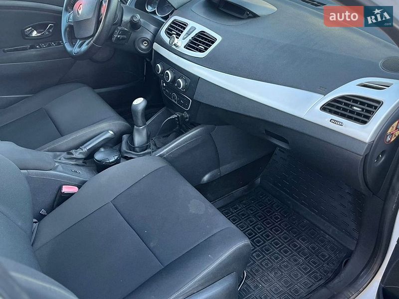 Седан Renault Fluence 2012 в Кропивницком