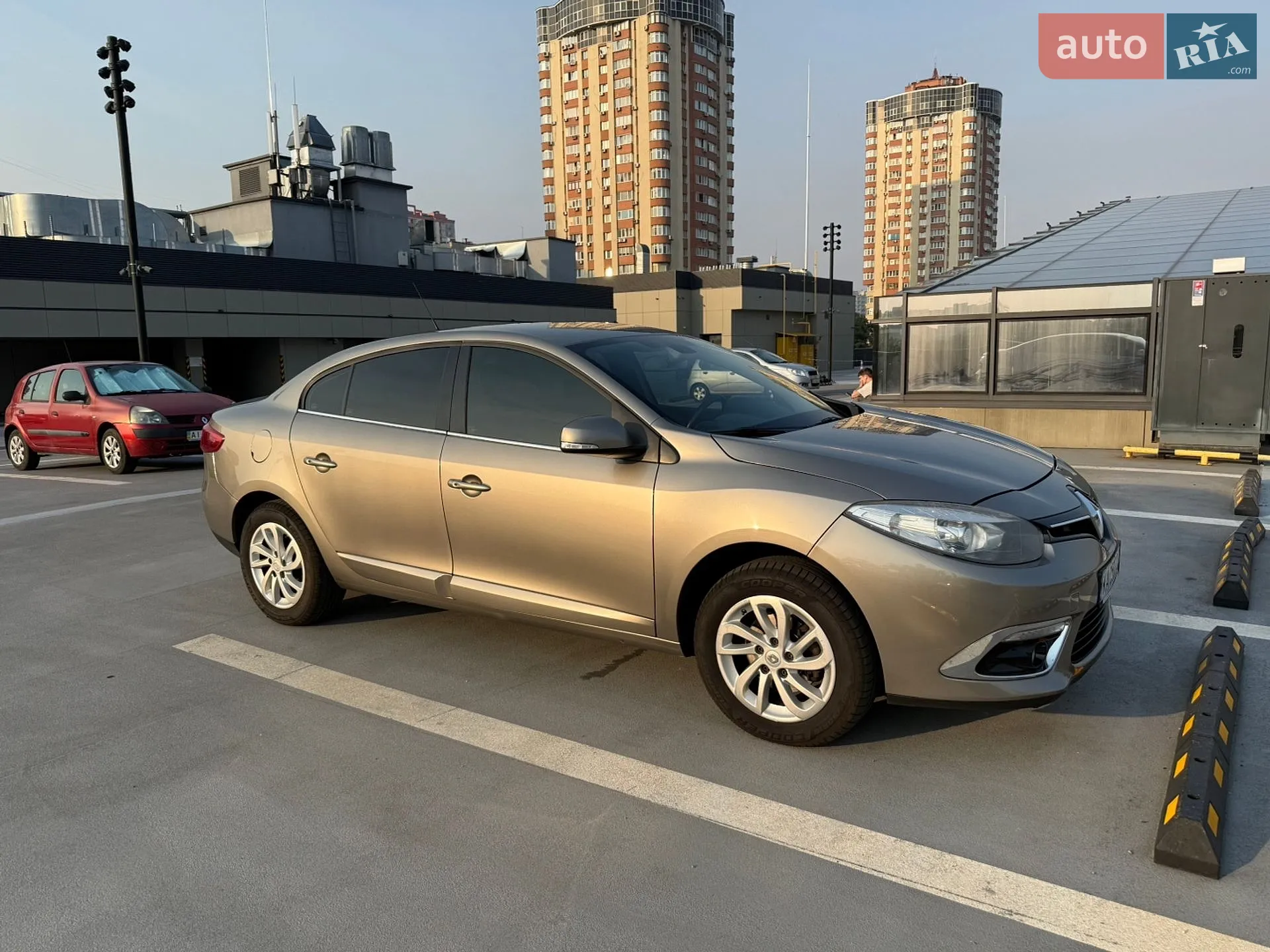 2015 Renault Fluence - мініатюра 7