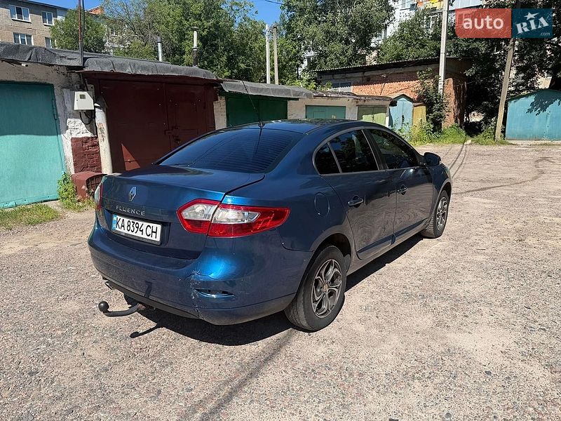 Седан Renault Fluence 2011 в Полтаві