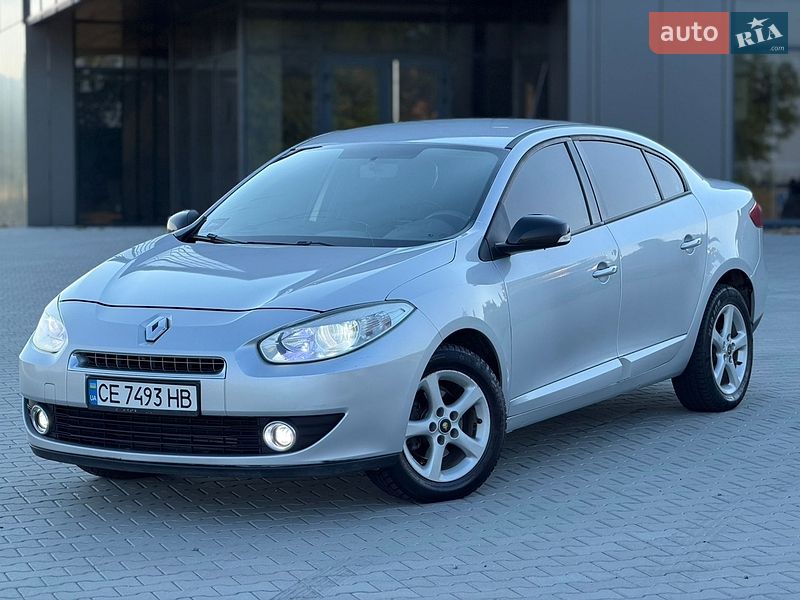 Седан Renault Fluence 2012 в Чернівцях
