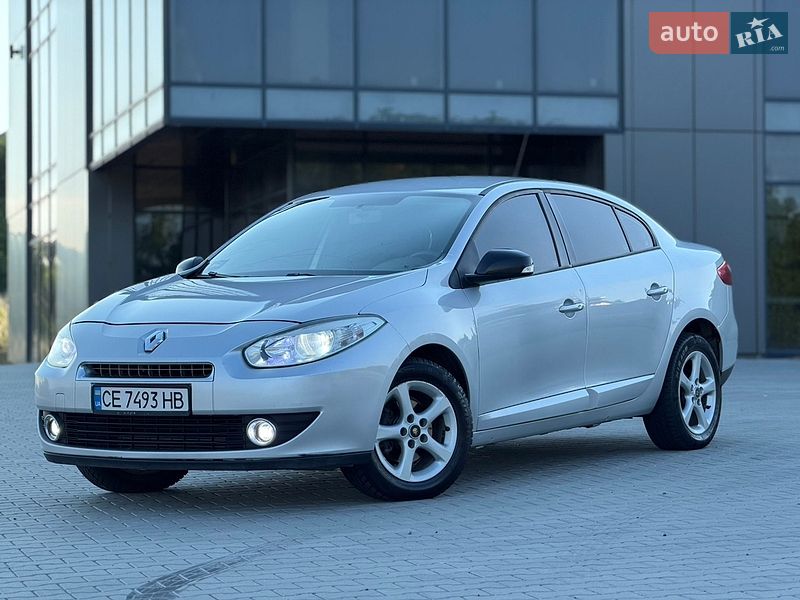 Седан Renault Fluence 2012 в Чернівцях