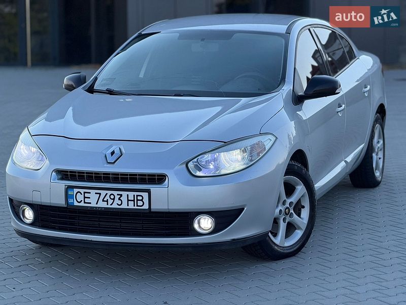 Седан Renault Fluence 2012 в Чернівцях