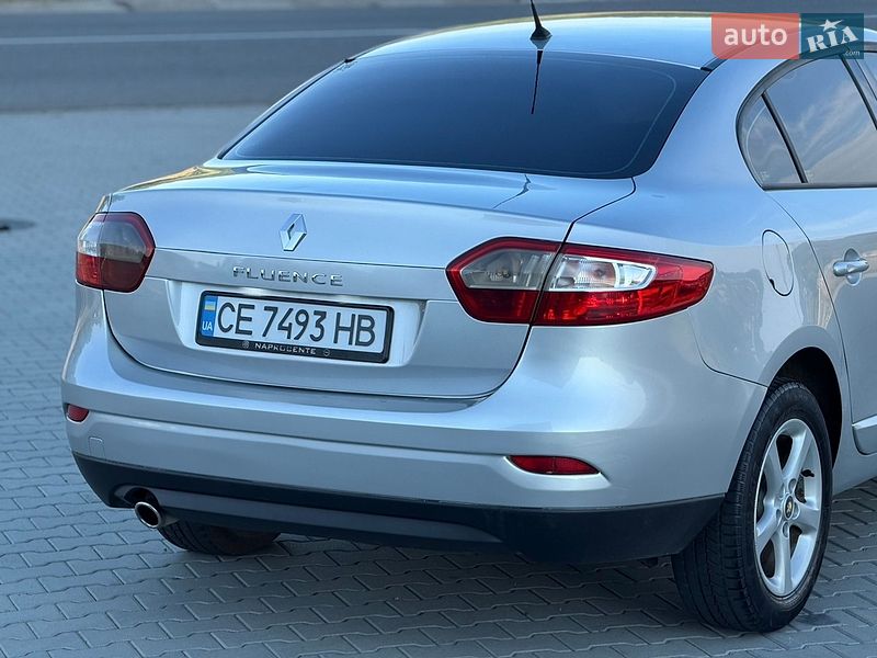 Седан Renault Fluence 2012 в Чернівцях