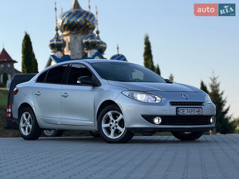 Седан Renault Fluence 2012 в Чернівцях
