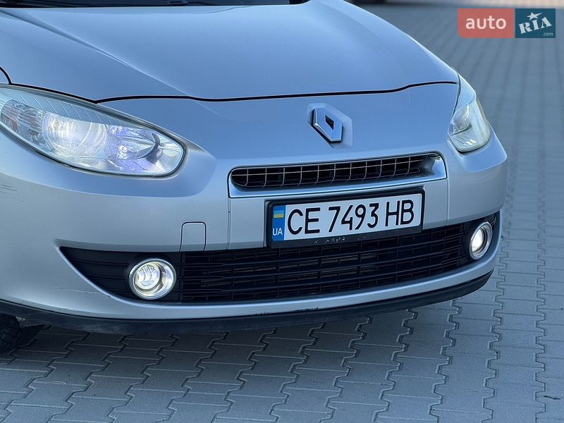Седан Renault Fluence 2012 в Чернівцях