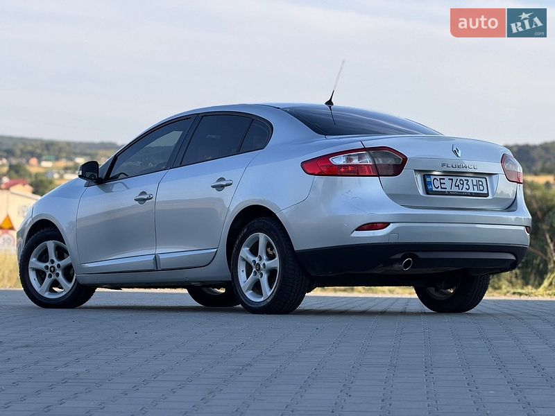 Седан Renault Fluence 2012 в Чернівцях