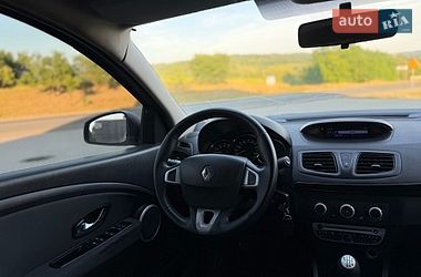 Седан Renault Fluence 2012 в Чернівцях