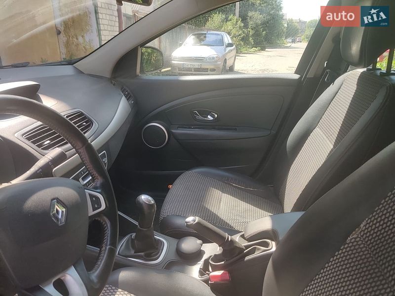 Седан Renault Fluence 2012 в Хмельницькому