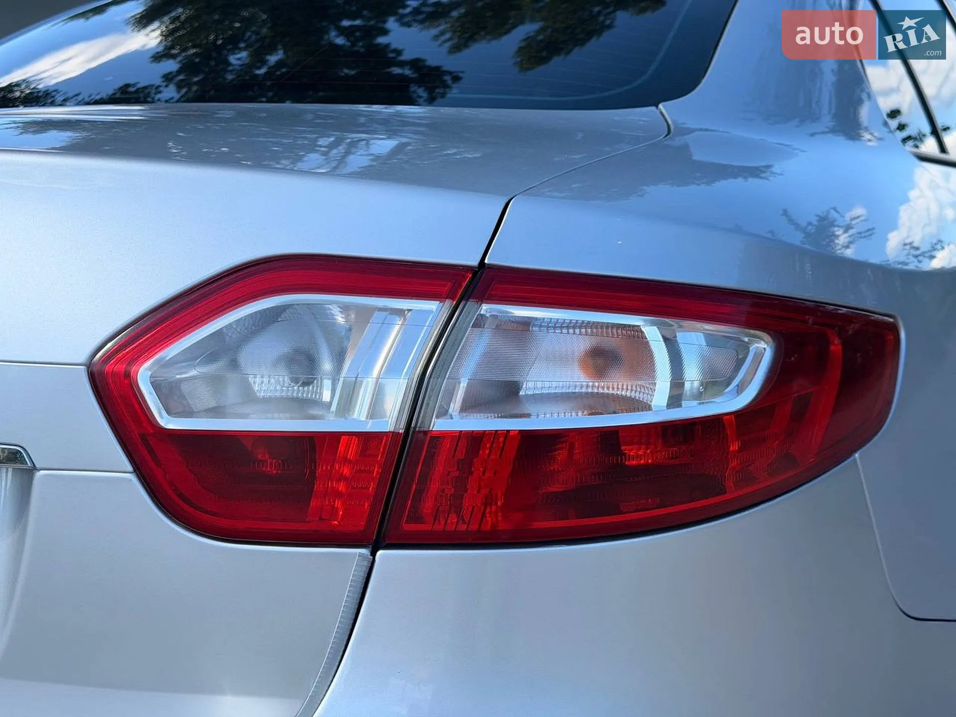 2016 Renault Fluence - мініатюра 16