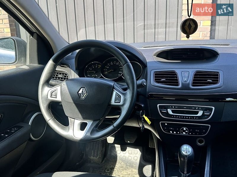 Седан Renault Fluence 2012 в Белогородке