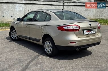 Седан Renault Fluence 2010 в Києві