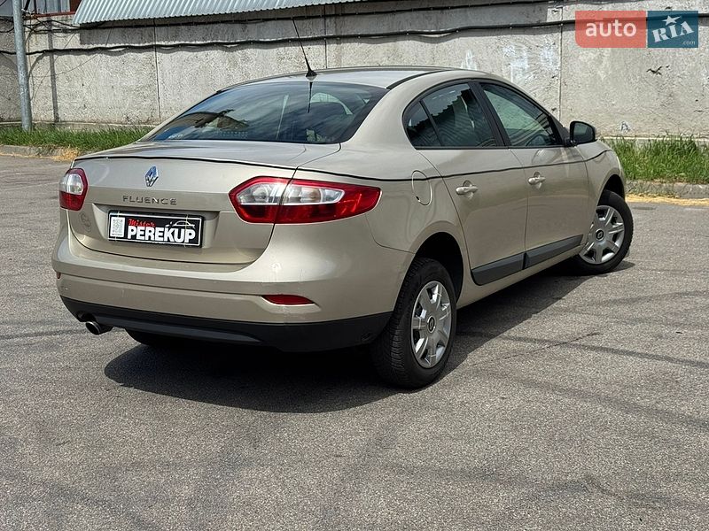 Седан Renault Fluence 2010 в Києві