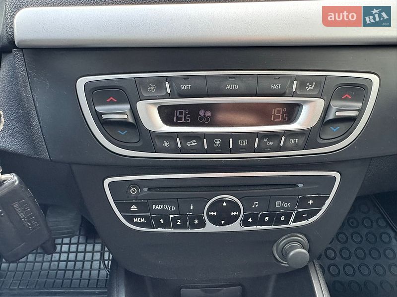 Седан Renault Fluence 2010 в Києві