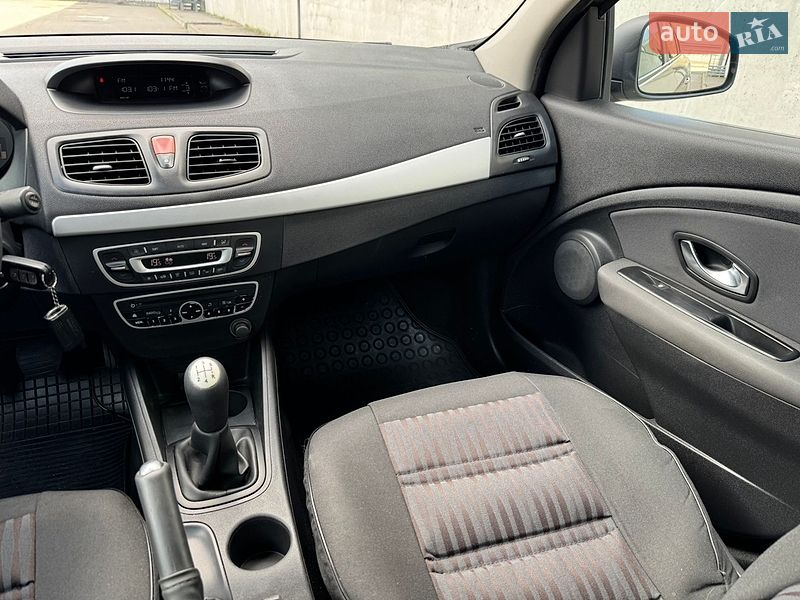 Седан Renault Fluence 2010 в Києві