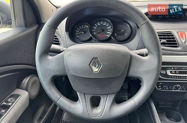 Седан Renault Fluence 2010 в Киеве фото 13 Седан Renault Fluence 2010 в Киеве