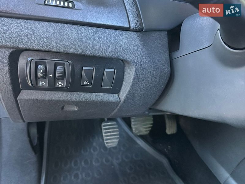 Седан Renault Fluence 2011 в Тячеві