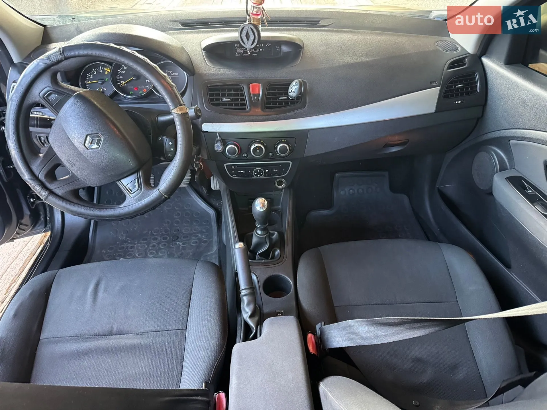 2011 Renault Fluence - мініатюра 16