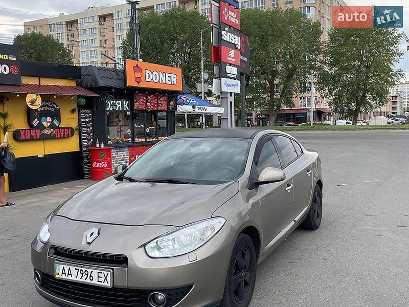 Renault Fluence 2011