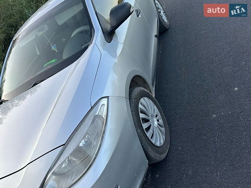 Renault Fluence 2010 Renault Fluence 2010