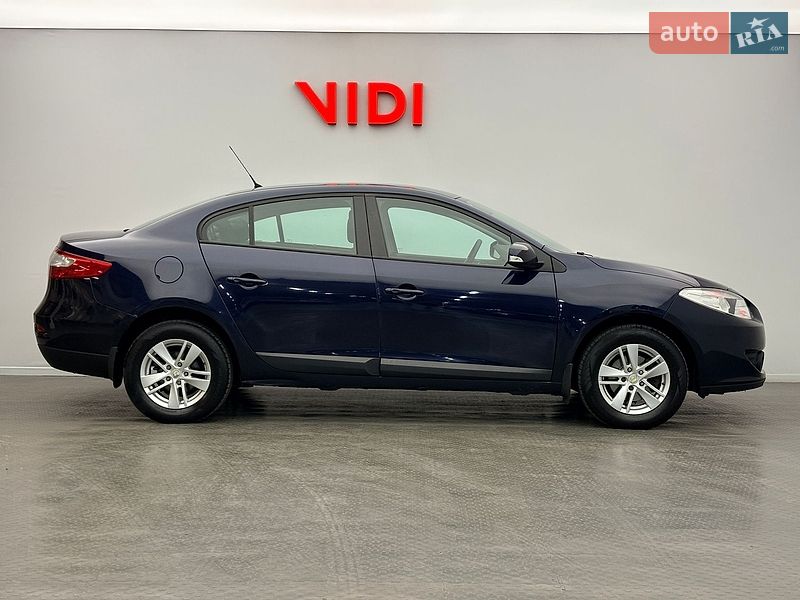 Седан Renault Fluence 2011 в Киеве