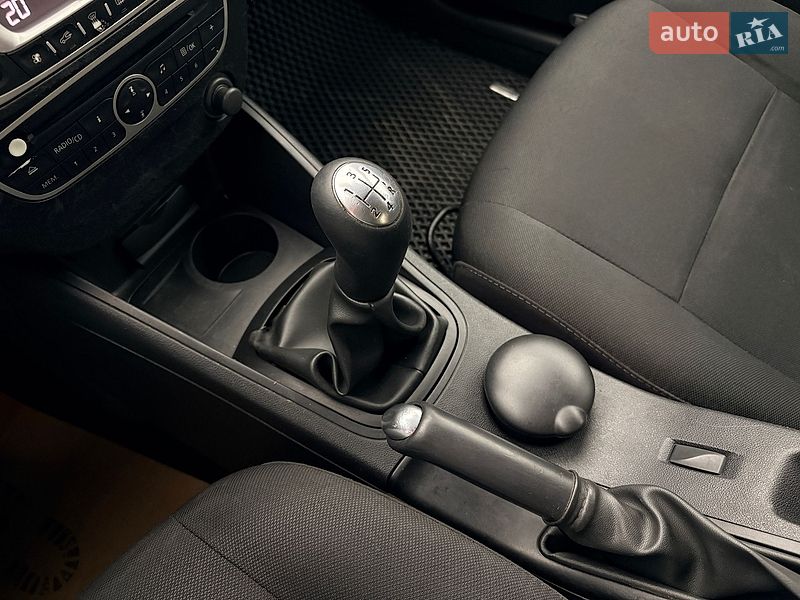 Седан Renault Fluence 2011 в Киеве