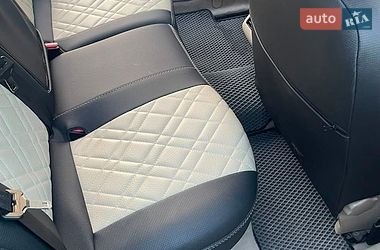 Седан Renault Fluence 2011 в Чернігові