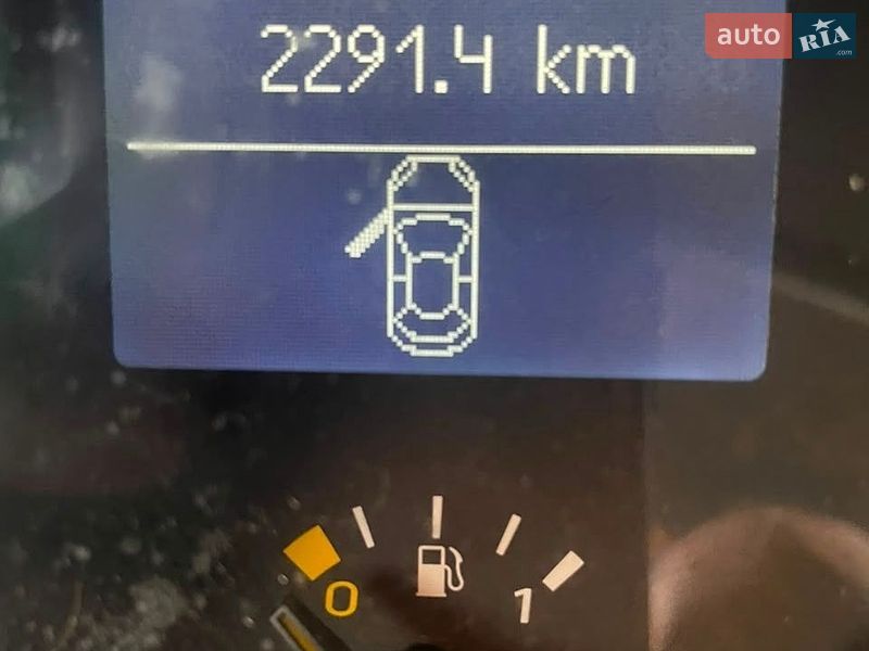 Седан Renault Fluence 2011 в Чернигове