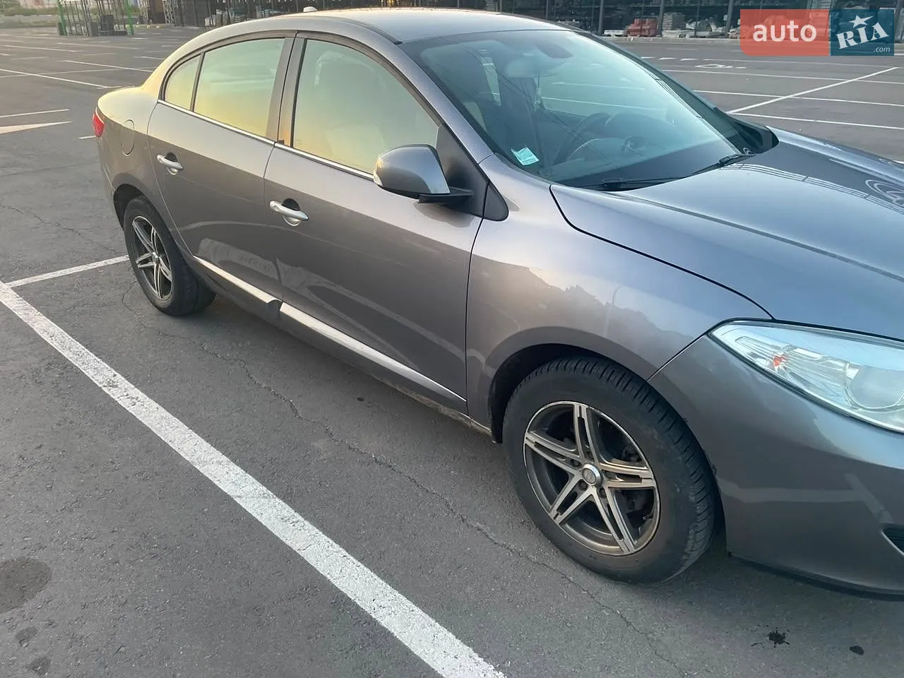 2011 Renault Fluence - мініатюра 8