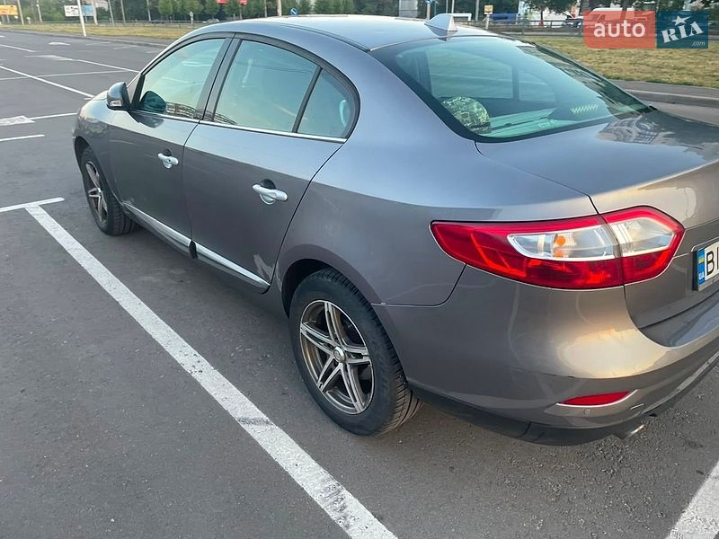 Седан Renault Fluence 2011 в Чернигове