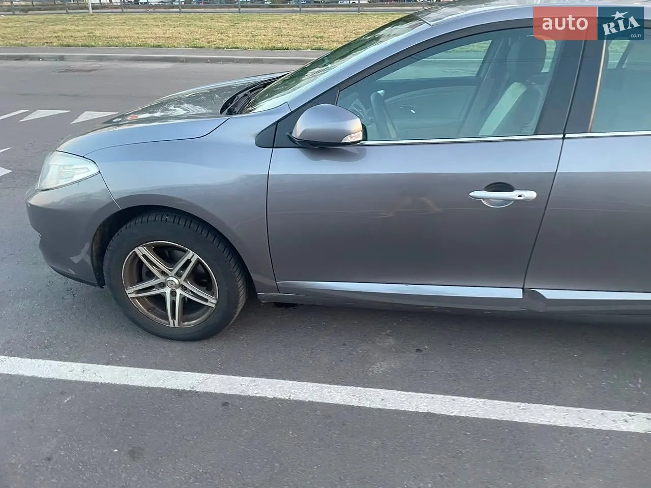 2011 Renault Fluence - мініатюра 14