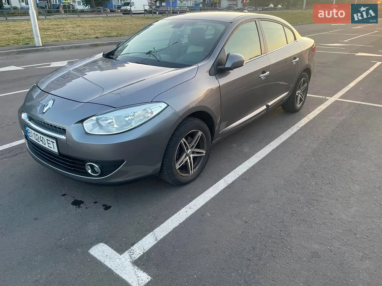 2011 Renault Fluence - мініатюра 15