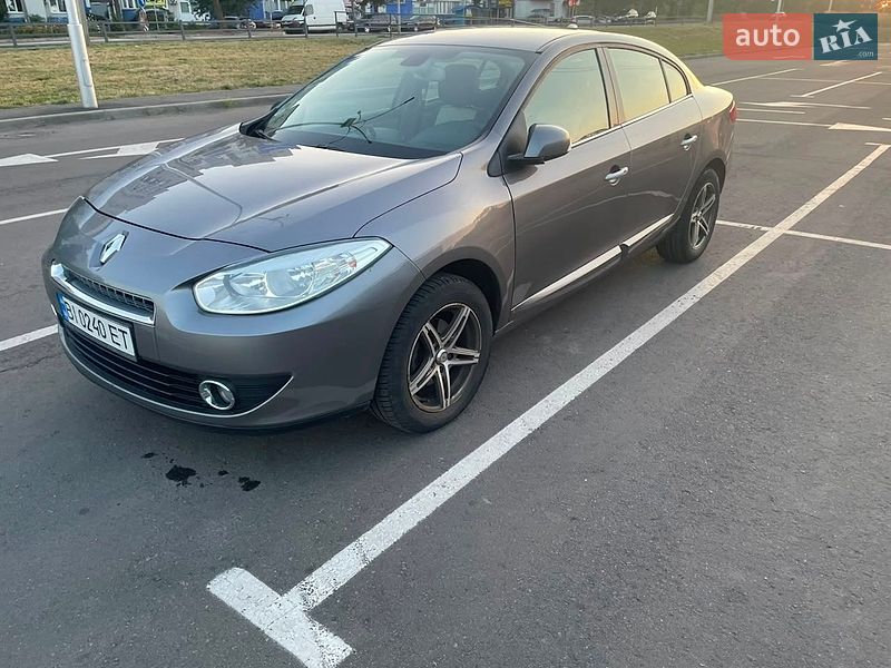 Седан Renault Fluence 2011 в Чернигове