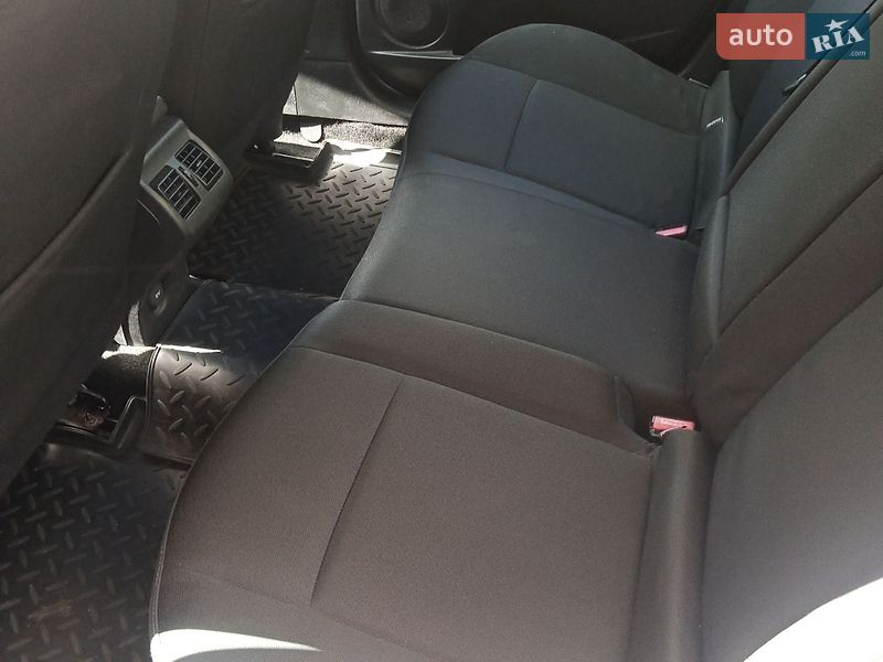 Седан Renault Fluence 2010 в Киеве