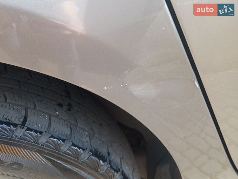 Седан Renault Fluence 2010 в Киеве