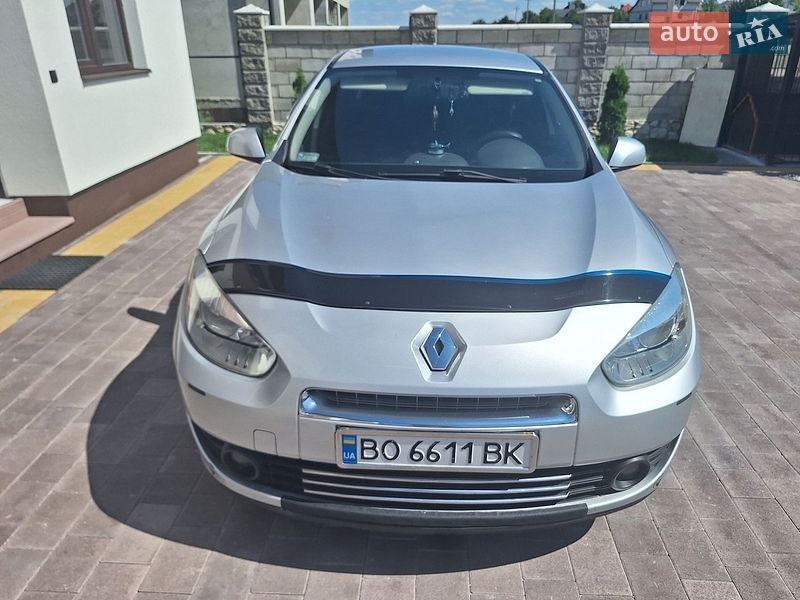 Седан Renault Fluence 2010 в Збаражі