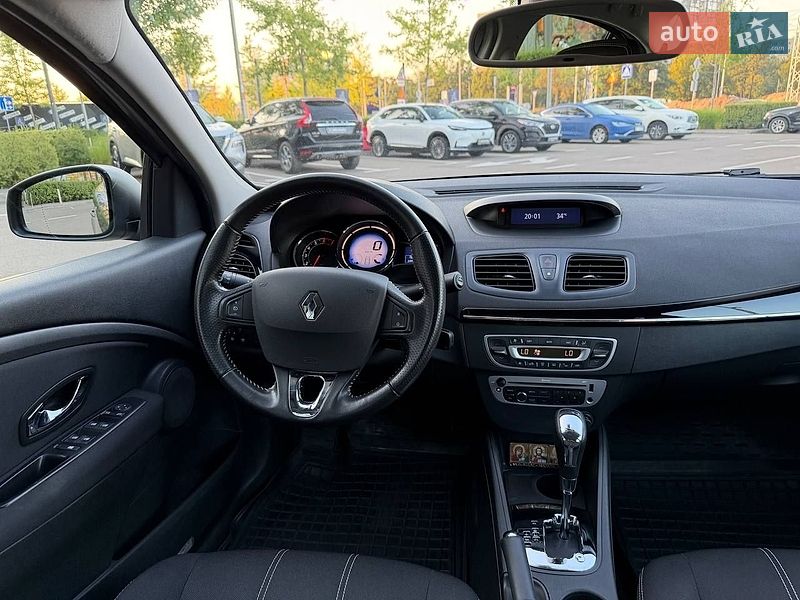 Седан Renault Fluence 2013 в Киеве