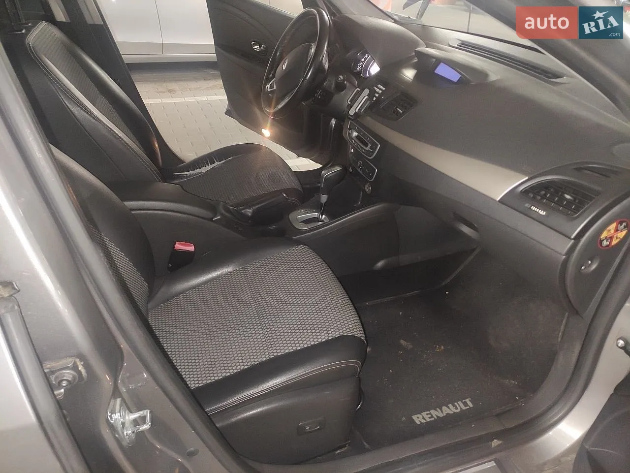 2012 Renault Fluence - мініатюра 11