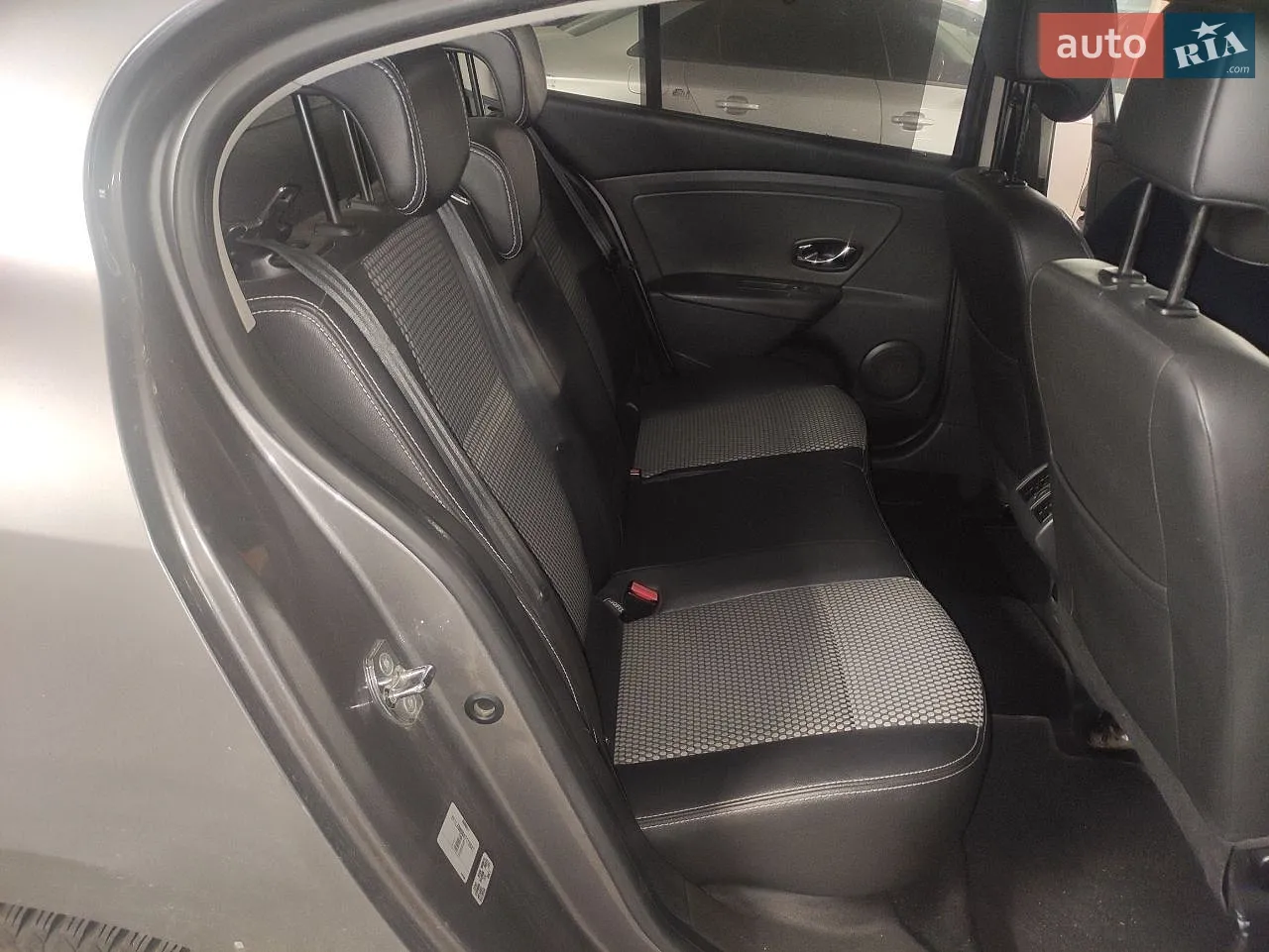 2012 Renault Fluence - мініатюра 12