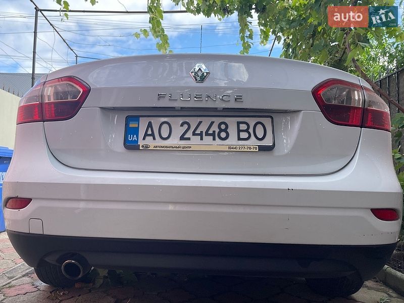 Седан Renault Fluence 2011 в Мукачевому