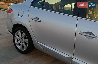 Седан Renault Fluence 2011 в Вознесенську