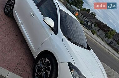 Седан Renault Fluence 2015 в Яворові