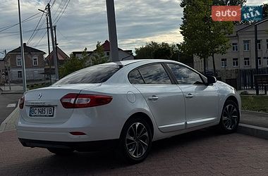 Седан Renault Fluence 2015 в Яворові